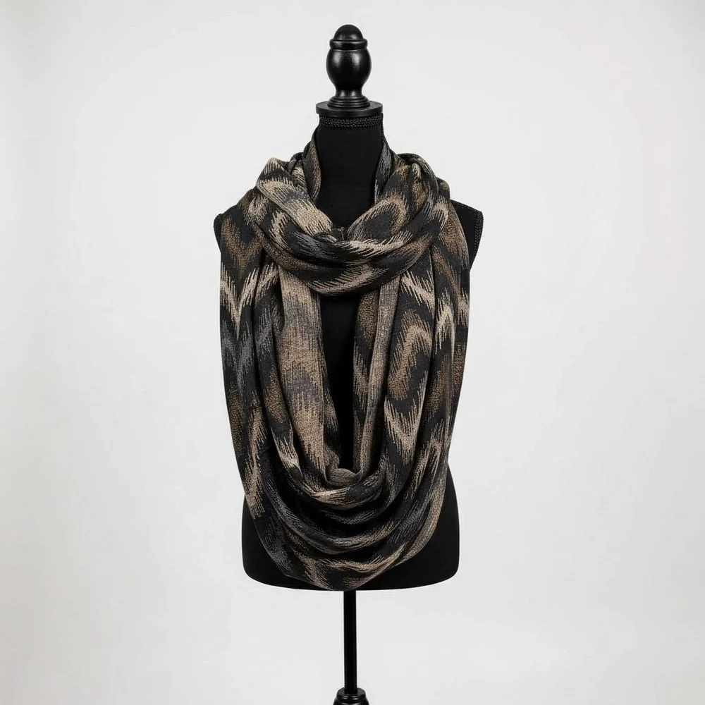 Nordstrom Metallic Chevron Infinity Scarf Black Gold Tan Soft Lightweight Loop